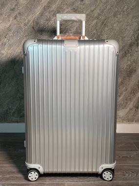 Чемодан Rimowa 