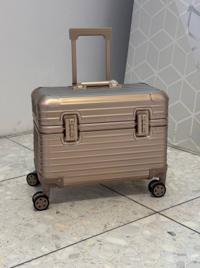Чемодан Rimowa 
