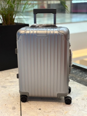 Чемодан Rimowa 