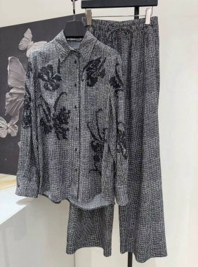 Костюм женский  Ermanno Scervino