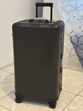Чемодан Rimowa
