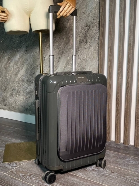 Чемодан Rimowa 