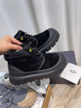  Ботинки Ugg