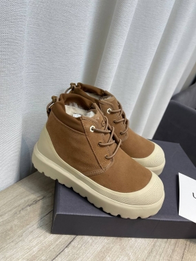  Ботинки Ugg