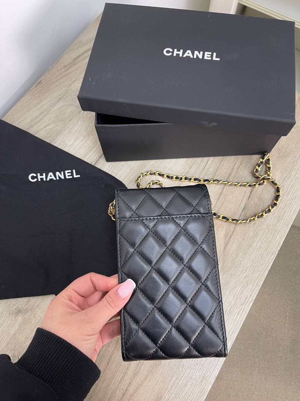 Чехол-сумочка для телефона Chanel PL-9542 купить в интернет-магазине  брендовых вещей Lepirate