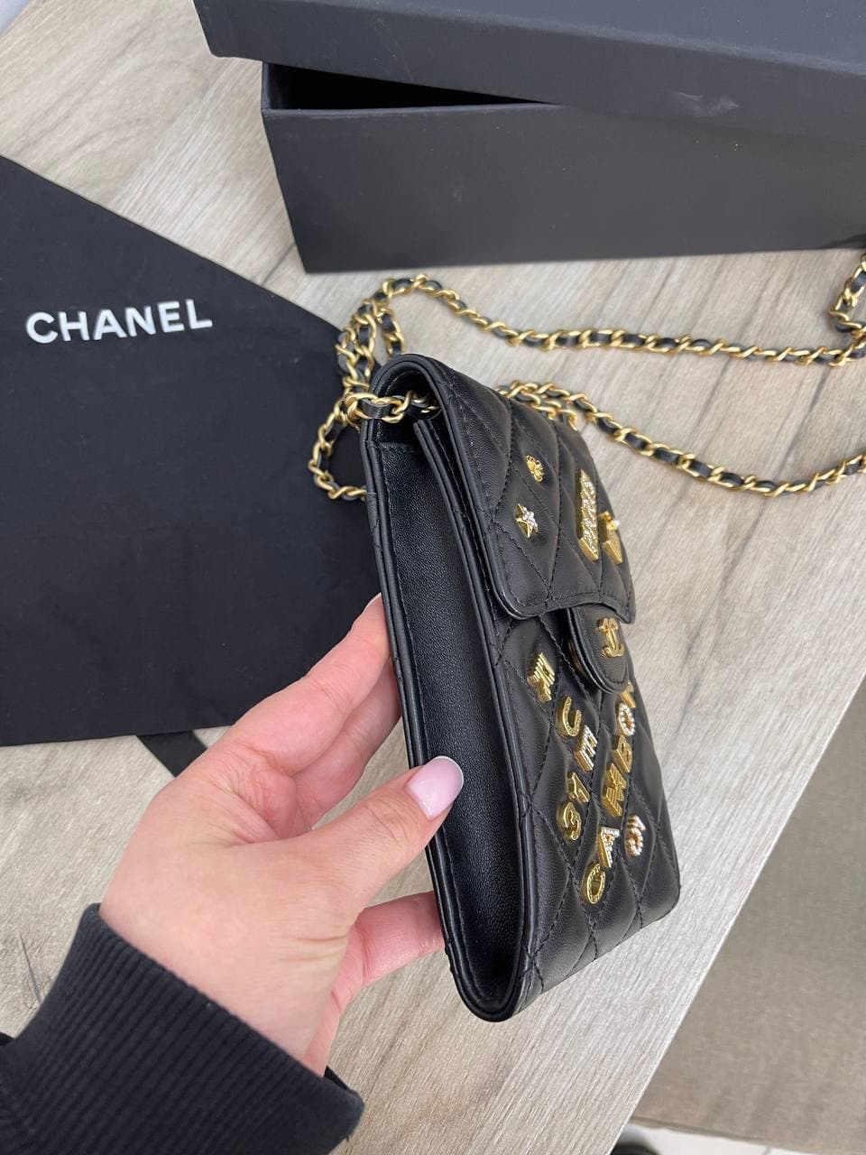 Чехол-сумочка для телефона Chanel PL-9542 купить в интернет-магазине  брендовых вещей Lepirate