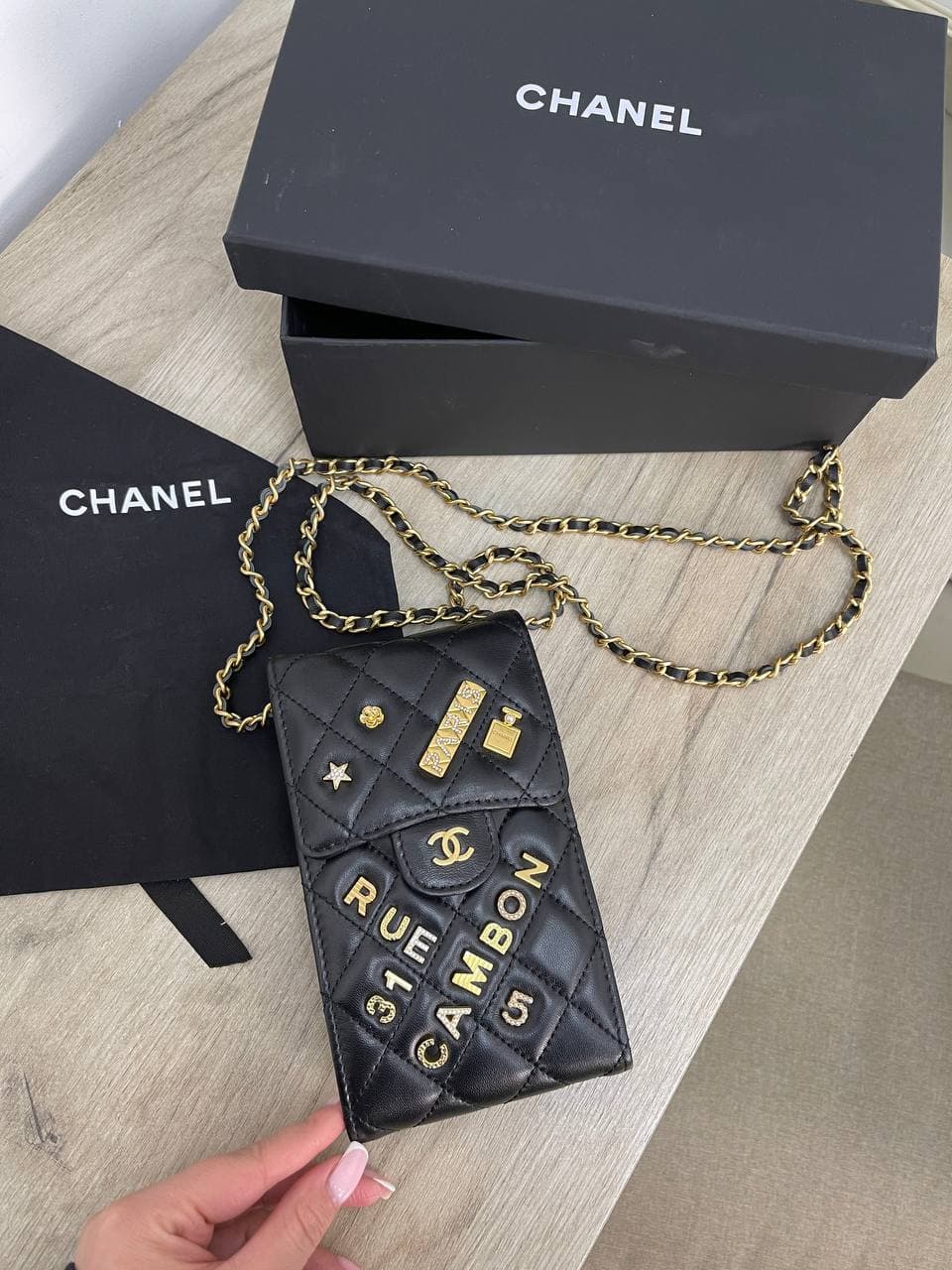 Чехол-сумочка для телефона Chanel PL-9542 купить в интернет-магазине  брендовых вещей Lepirate