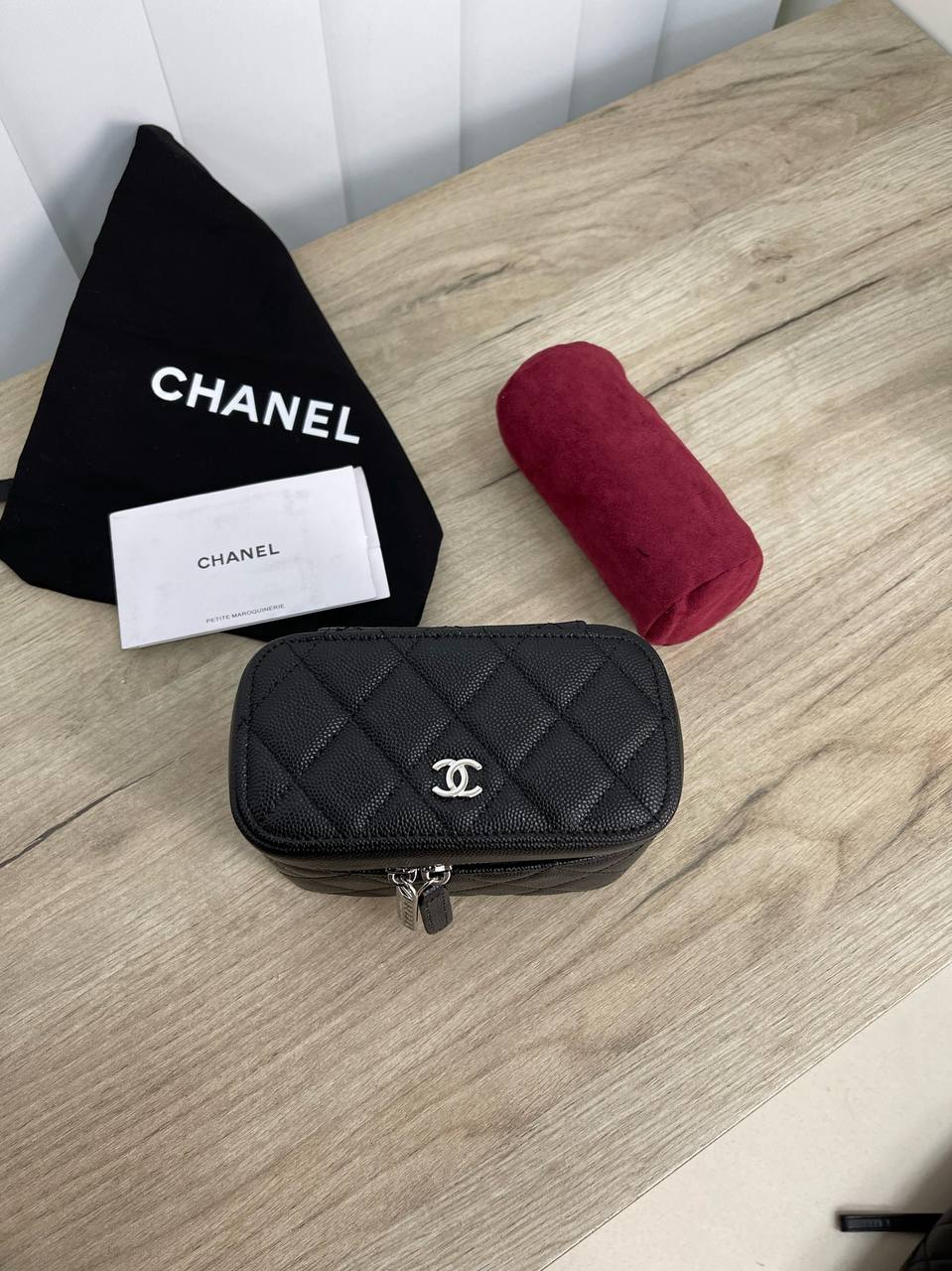 Le Rogue Chanel косметичка