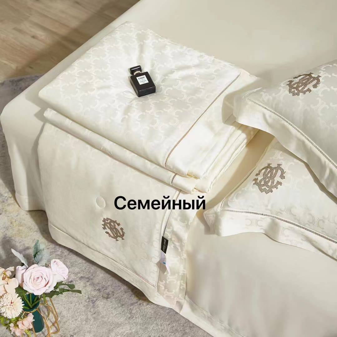 Комплект постельного белья с облегчённым одеялом  Roberto Cavalli Артикул PL-16557. Вид 1