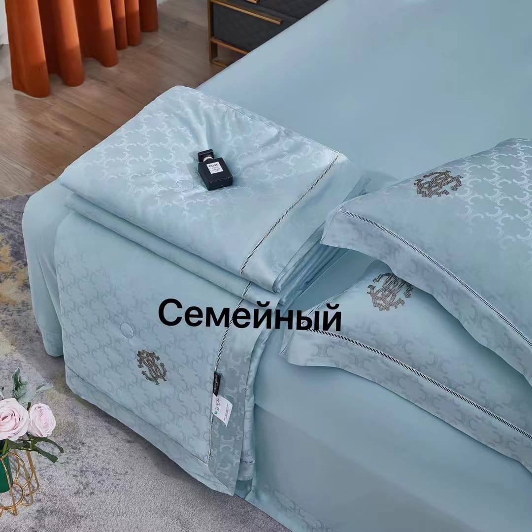 Комплект постельного белья с облегчённым одеялом  Roberto Cavalli Артикул PL-16556. Вид 1