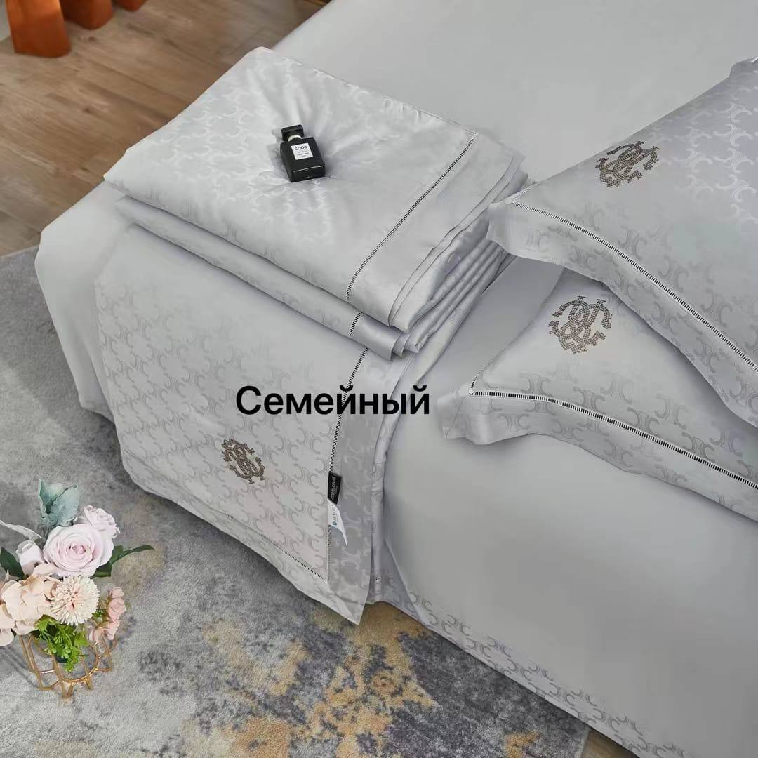 Комплект постельного белья с облегчённым одеялом  Roberto Cavalli Артикул PL-16555. Вид 1