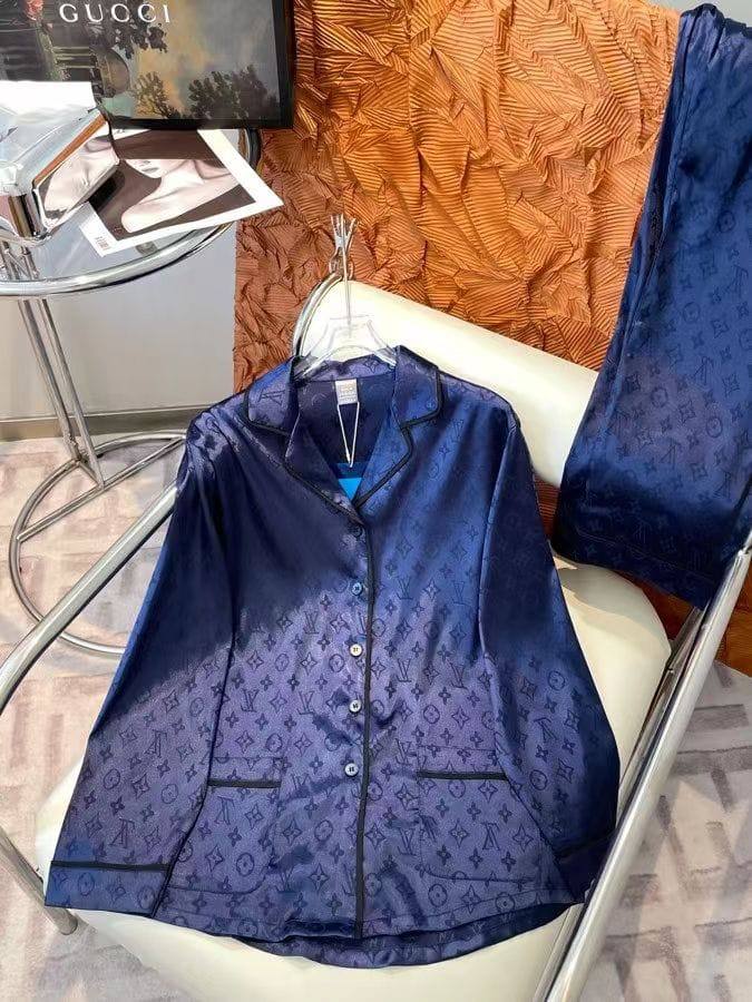 Пижама  Louis Vuitton Артикул PL-25702. Вид 1