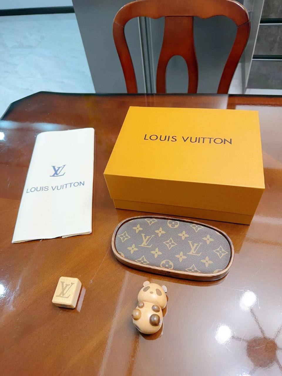 Поднос  Louis Vuitton Артикул PL-25934. Вид 1
