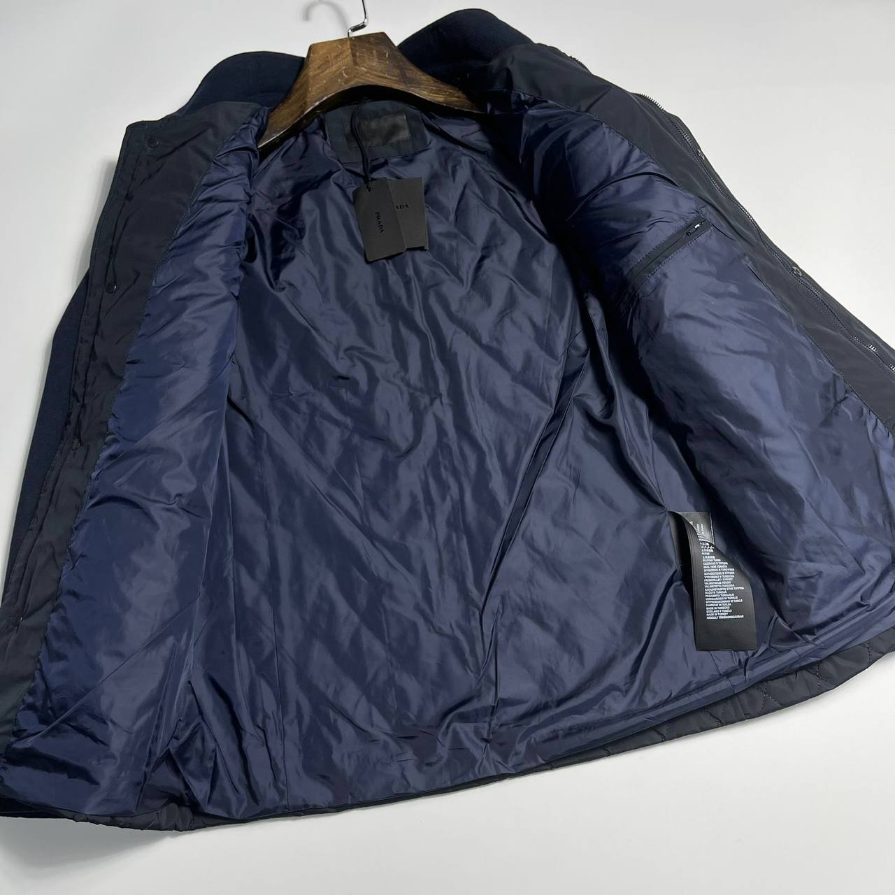 Куртка мужская Prada Артикул PL-41577. Вид 2