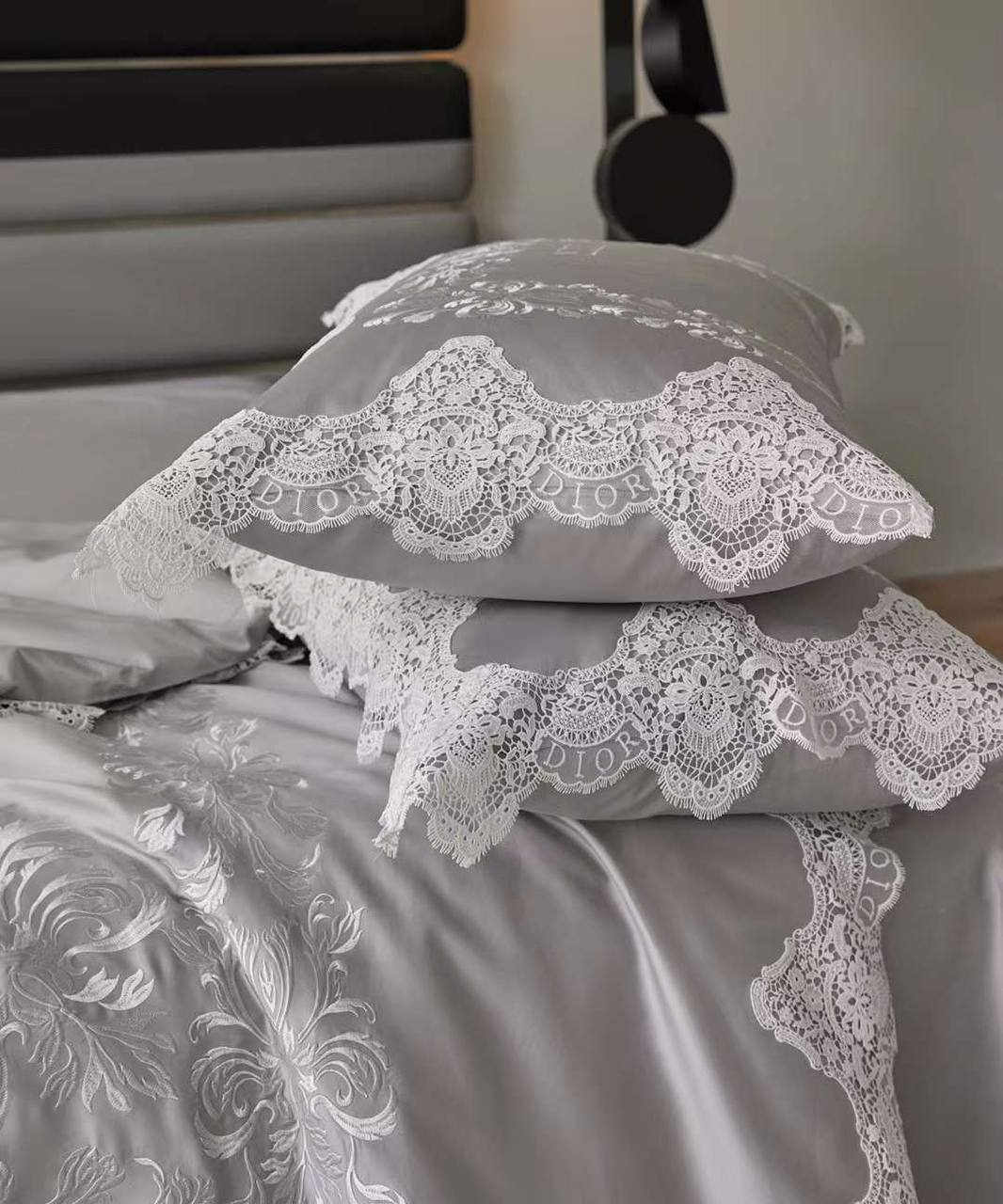 Комплект постельного белья  Christian Dior Артикул PL-41854. Вид 3