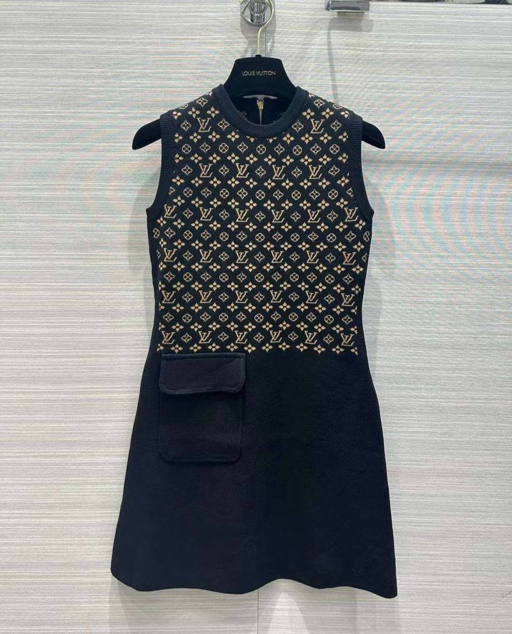 Платье Louis Vuitton Артикул PL-42742. Вид 1