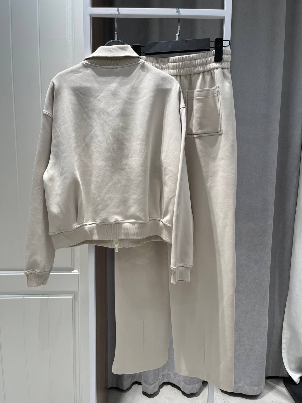 Костюм спортивный Brunello Cucinelli Артикул PL-68061. Вид 3 Костюм спортивный Brunello Cucinelli Артикул PL-68061. Вид 3