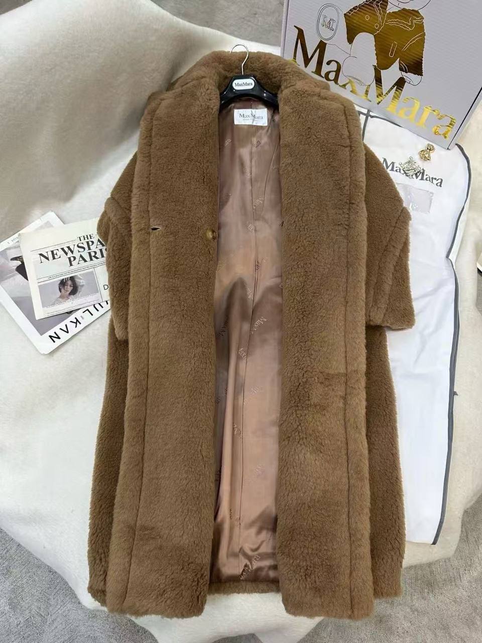 Шуба  Max Mara Артикул PL-69383. Вид 2 Шуба  Max Mara Артикул PL-69383. Вид 2