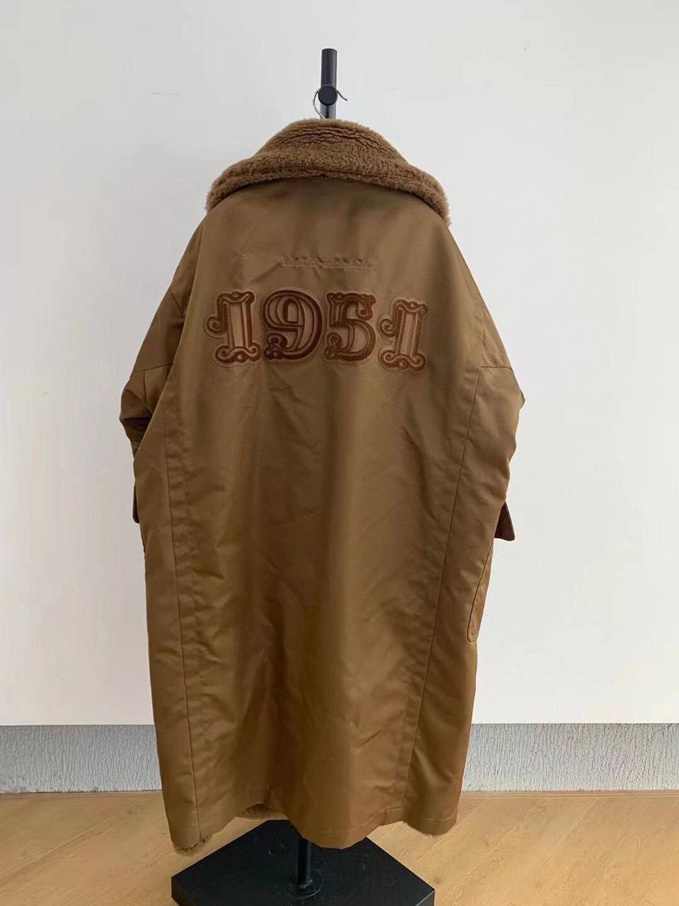 Шуба двухсторонняя  Max Mara Артикул PL-69386. Вид 2 Шуба двухсторонняя  Max Mara Артикул PL-69386. Вид 2