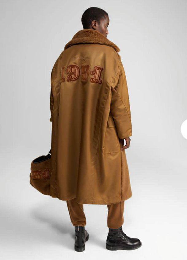 Шуба двухсторонняя  Max Mara Артикул PL-69386. Вид 1 Шуба двухсторонняя  Max Mara Артикул PL-69386. Вид 1
