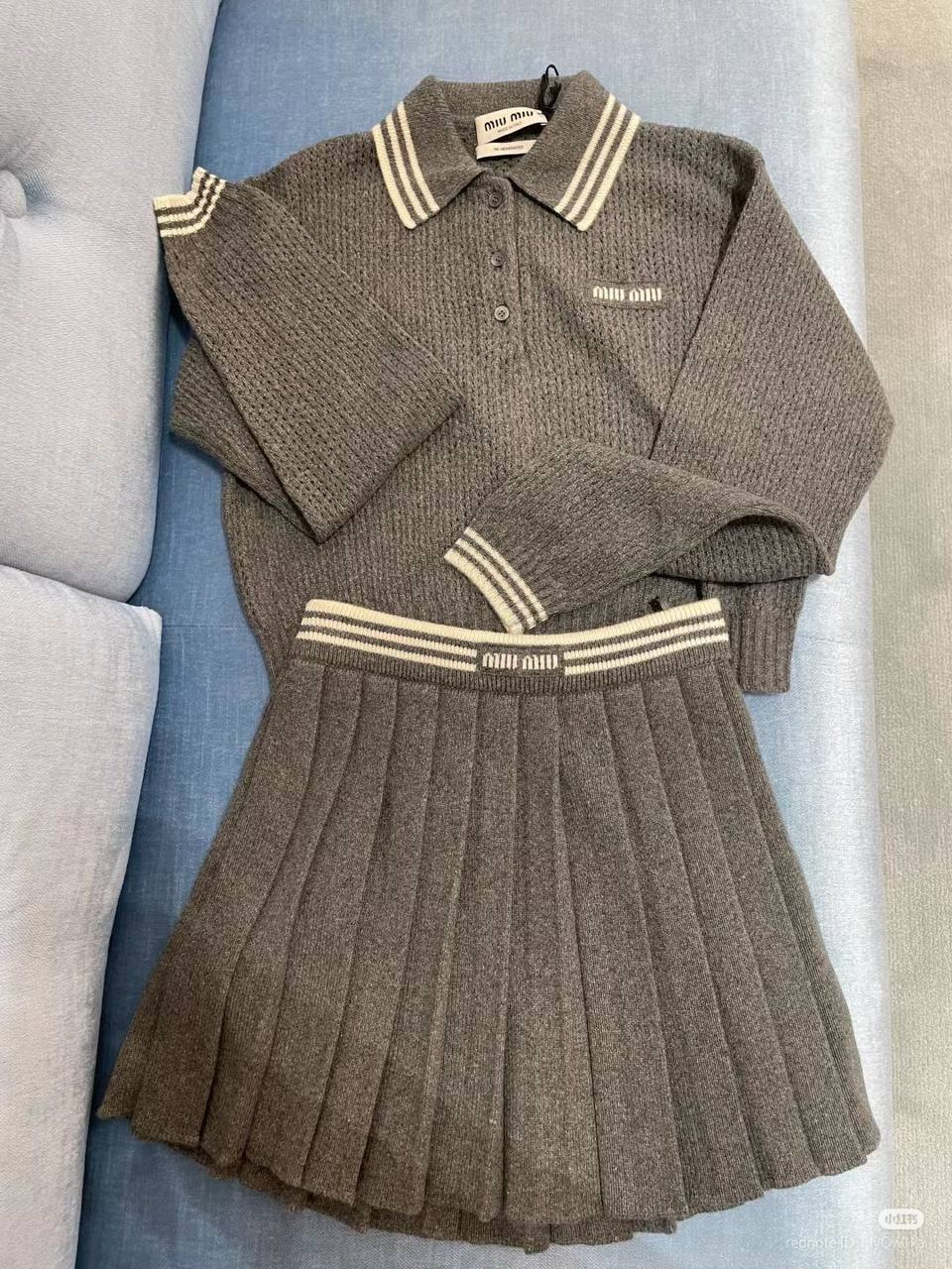 Костюм женский  Miu Miu Артикул PL-69389. Вид 1 Костюм женский  Miu Miu Артикул PL-69389. Вид 1