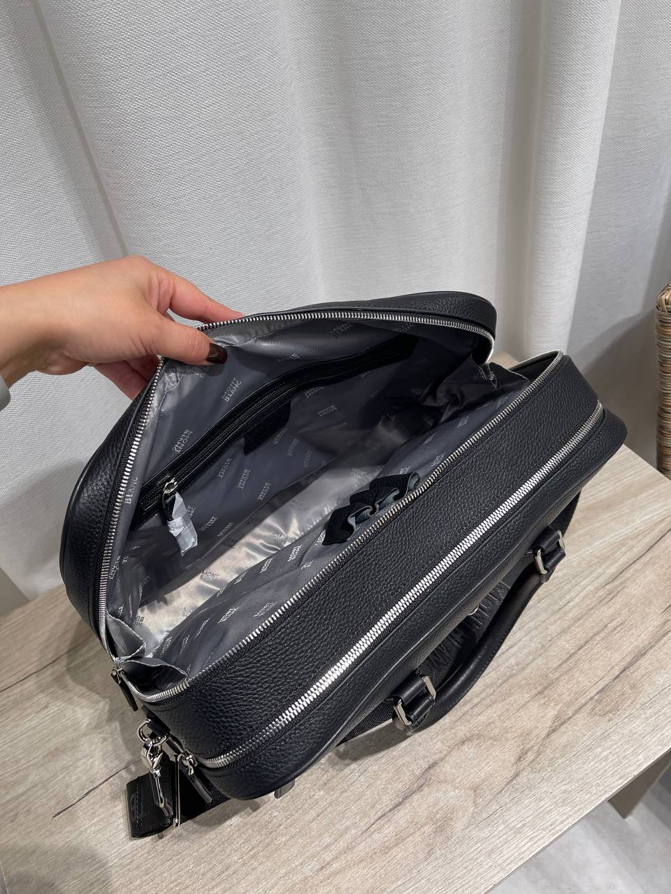 Портфель Montblanc  Артикул PL-69396. Вид 6 Портфель Montblanc  Артикул PL-69396. Вид 6