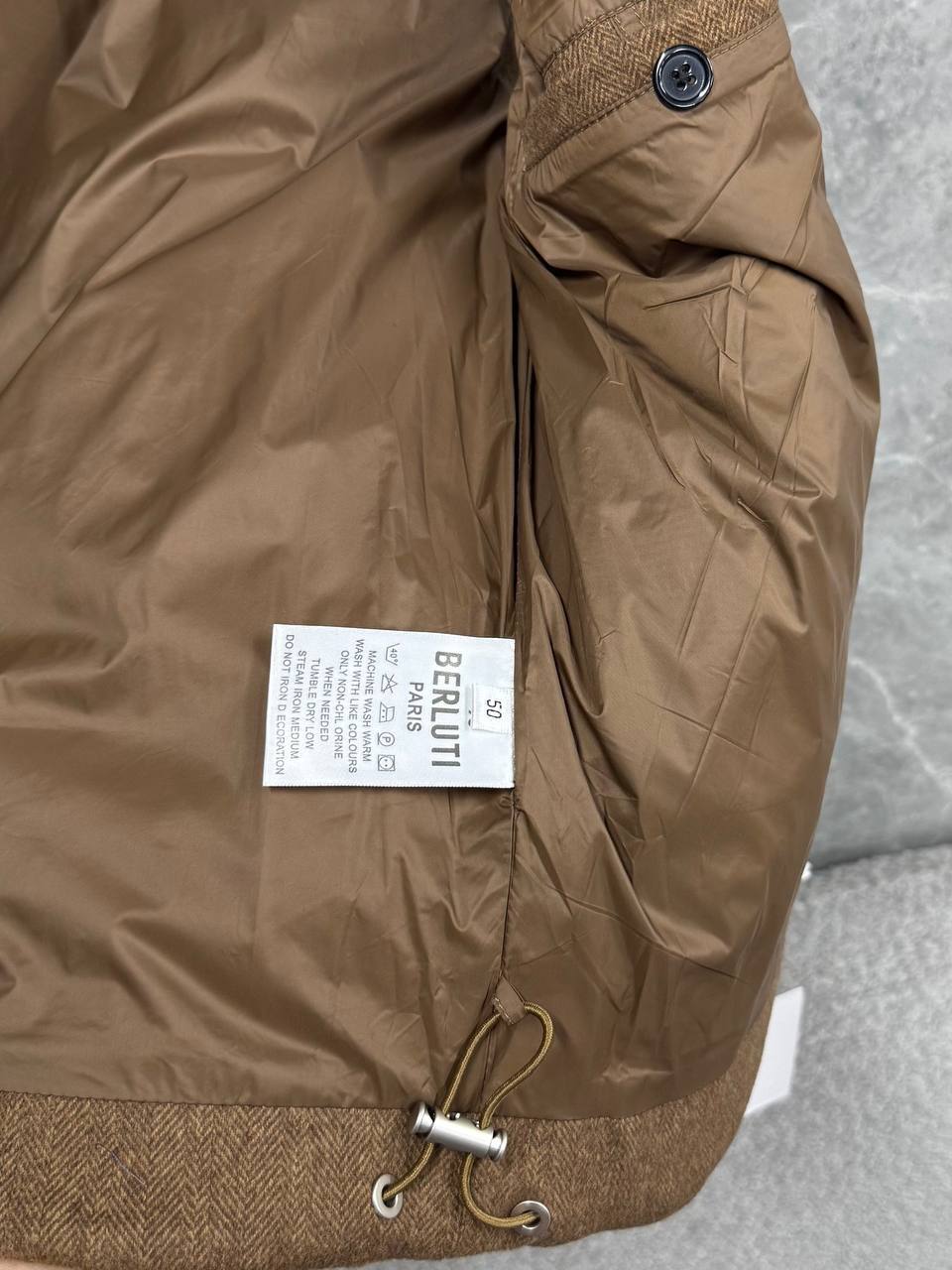 Жилет Berluti   Артикул PL-69435. Вид 5 Жилет Berluti   Артикул PL-69435. Вид 5