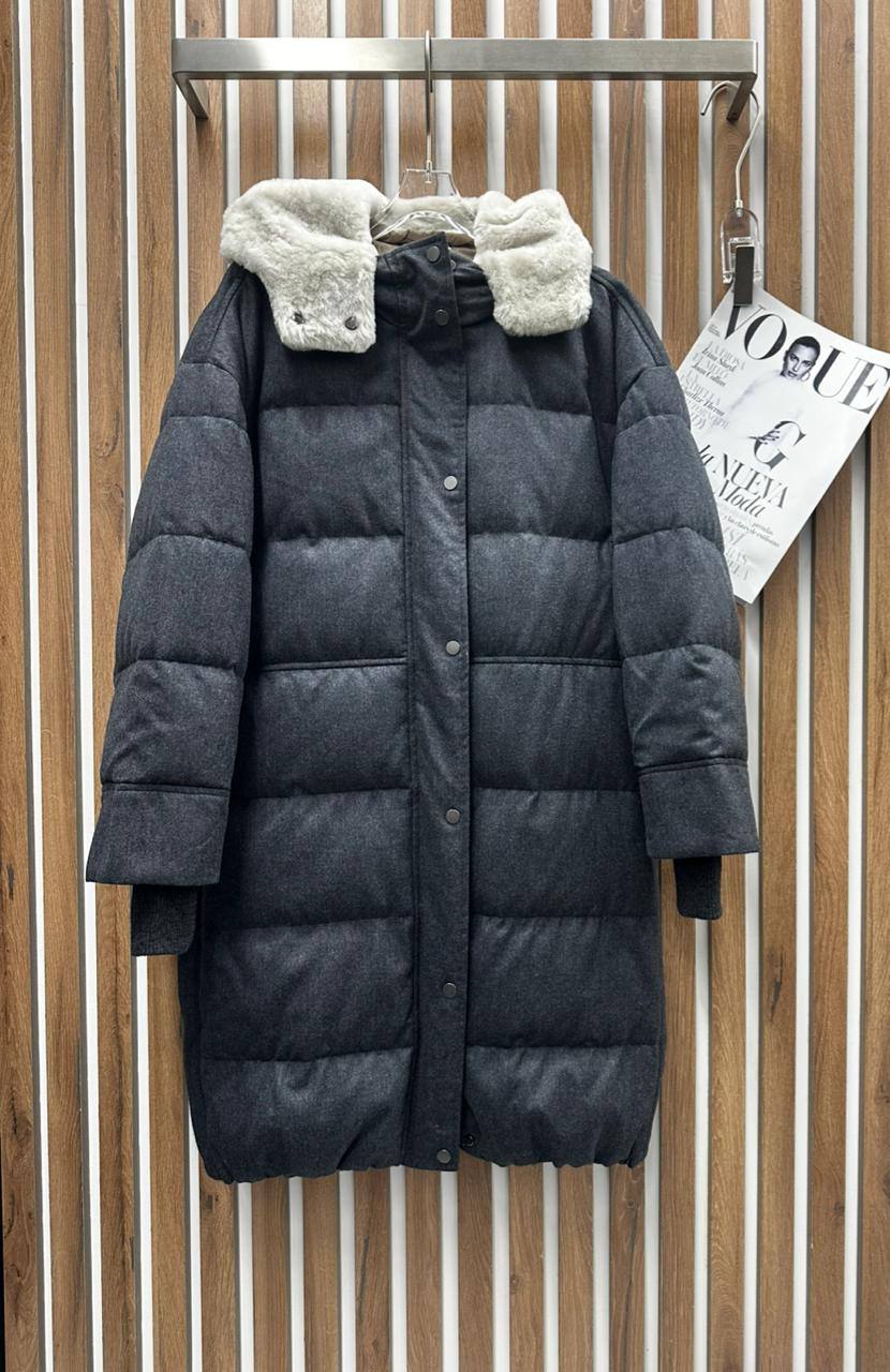 Пуховик  Brunello Cucinelli Артикул PL-69493. Вид 2 Пуховик  Brunello Cucinelli Артикул PL-69493. Вид 2