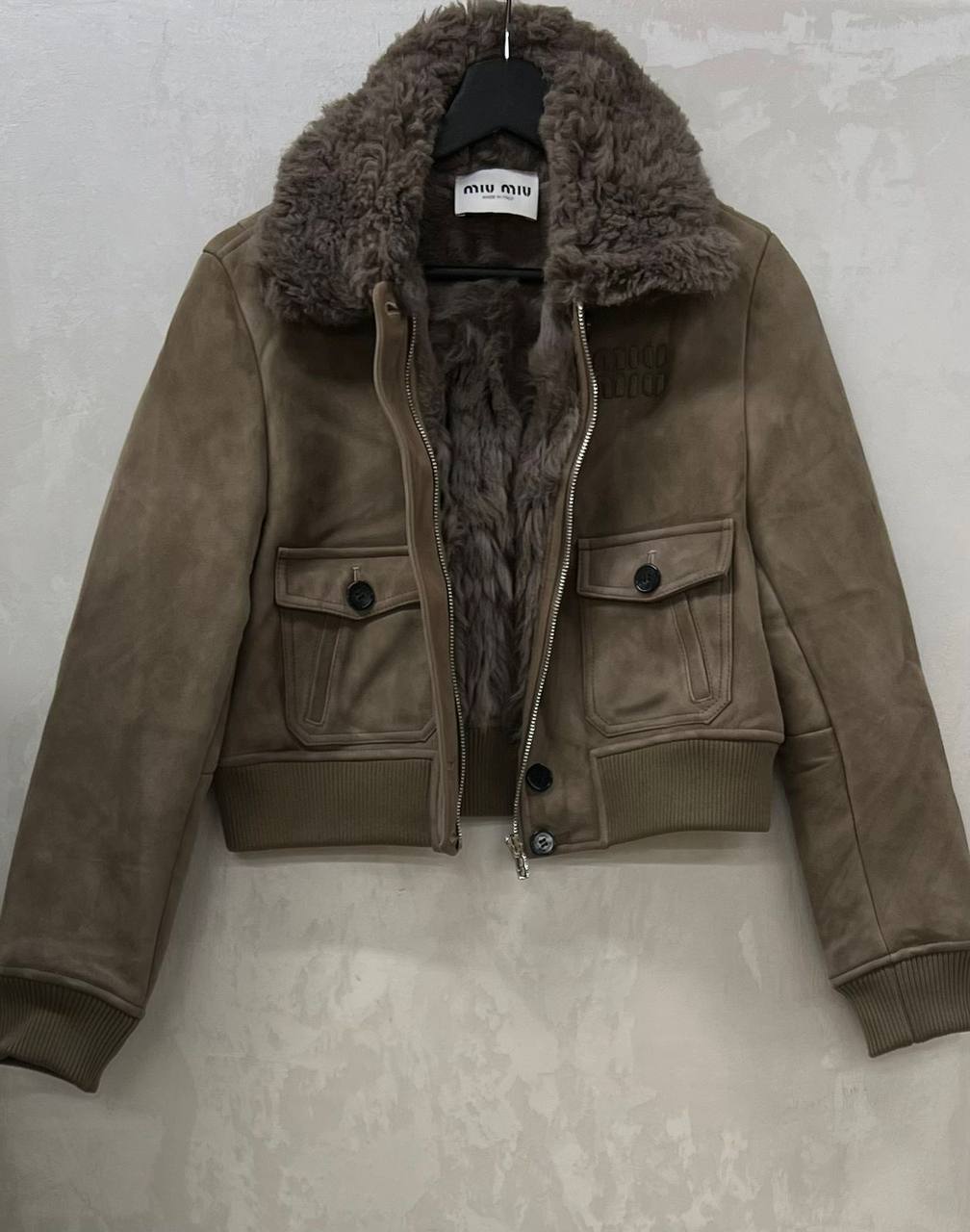 Дубленка Miu Miu Артикул PL-69549. Вид 2 Дубленка Miu Miu Артикул PL-69549. Вид 2