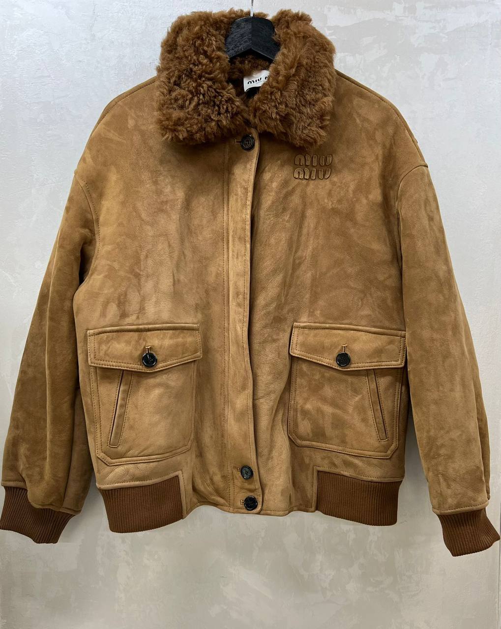 Дубленка Miu Miu Артикул PL-69554. Вид 1 Дубленка Miu Miu Артикул PL-69554. Вид 1