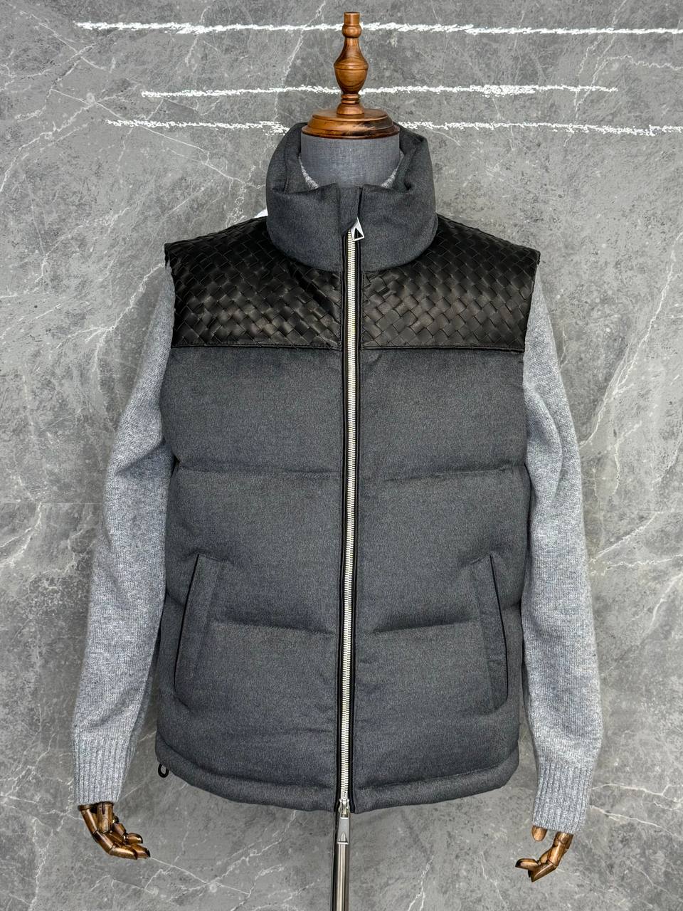 Жилет Bottega Veneta Артикул PL-69559. Вид 3 Жилет Bottega Veneta Артикул PL-69559. Вид 3