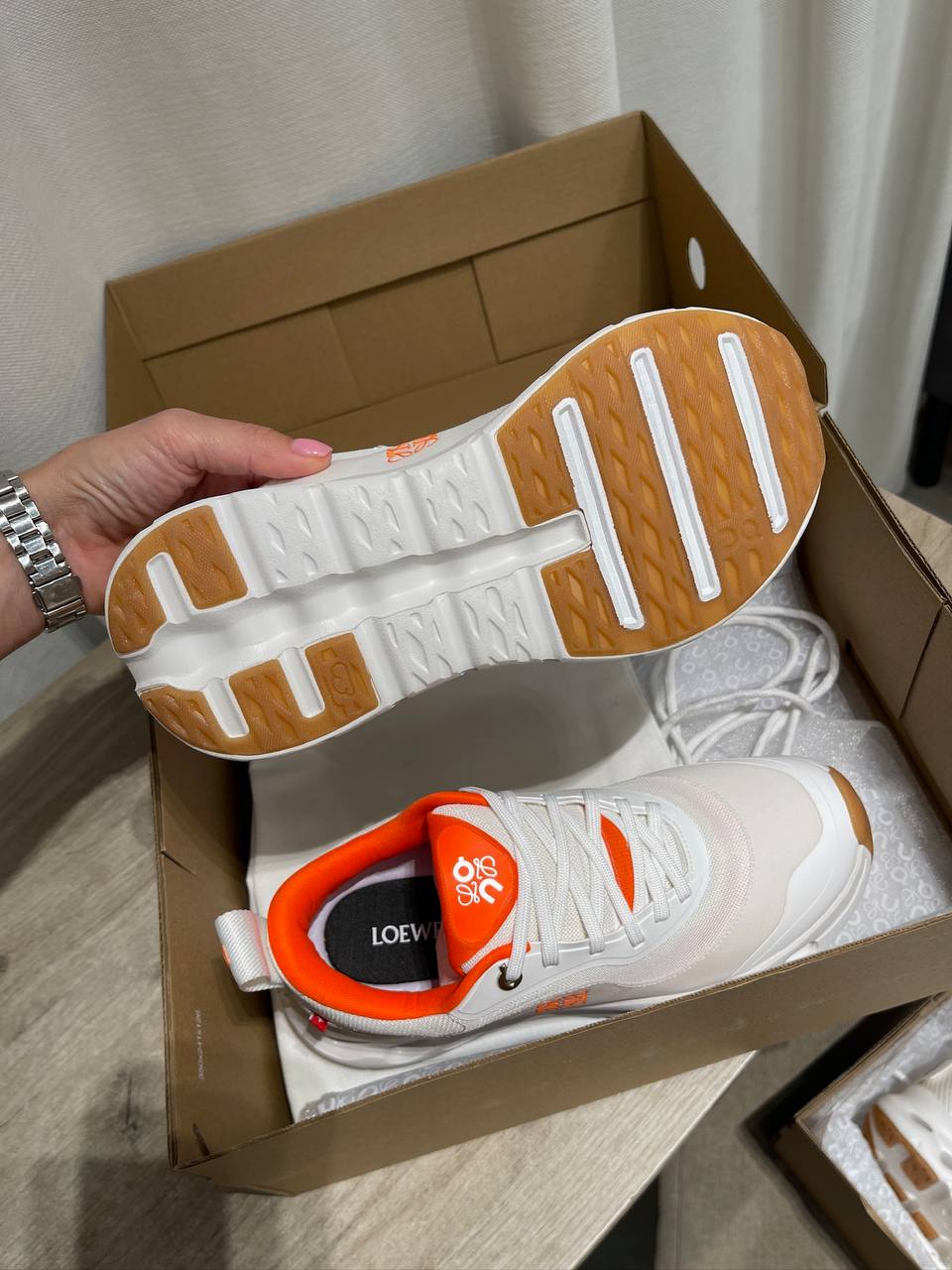 Кроссовки Loewe Артикул PL-69582. Вид 5 Кроссовки Loewe Артикул PL-69582. Вид 5